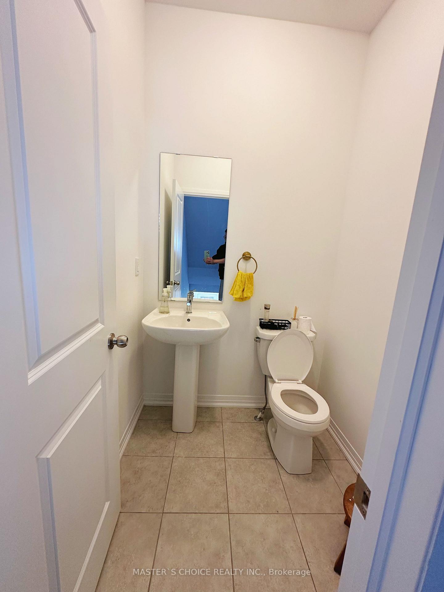 Photo 14 of 25 Alan Francis Lane, Markham, Cachet — HOMEH