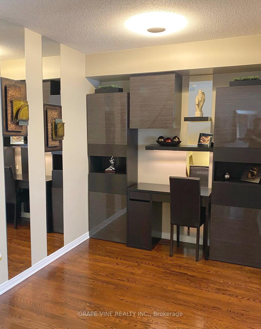 Photo 14 of 224 Arrita Street, Ottawa, Kanata - Emerald Meadows/Trailwest — HOMEH
