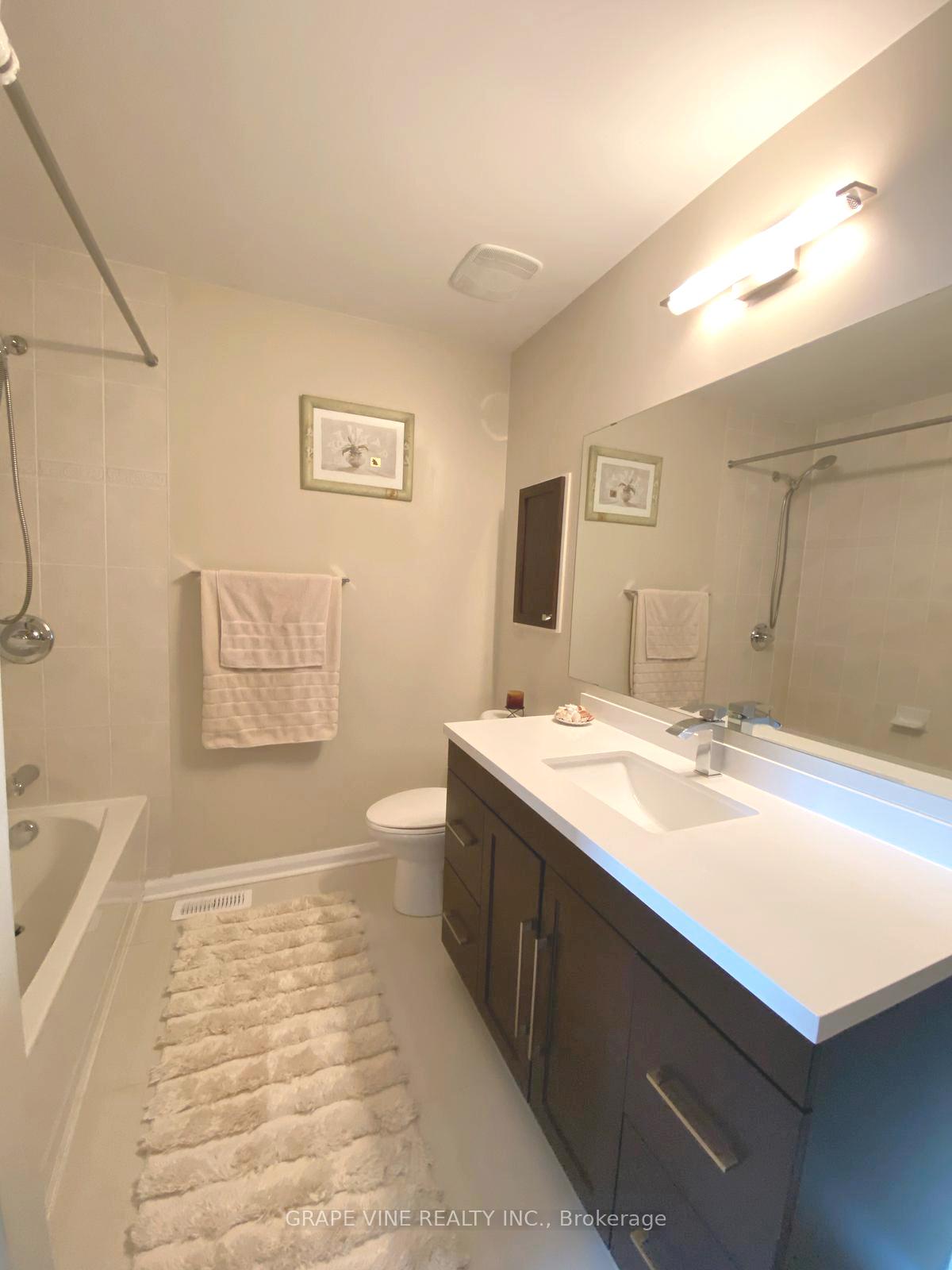Photo 18 of 224 Arrita Street, Ottawa, Kanata - Emerald Meadows/Trailwest — HOMEH