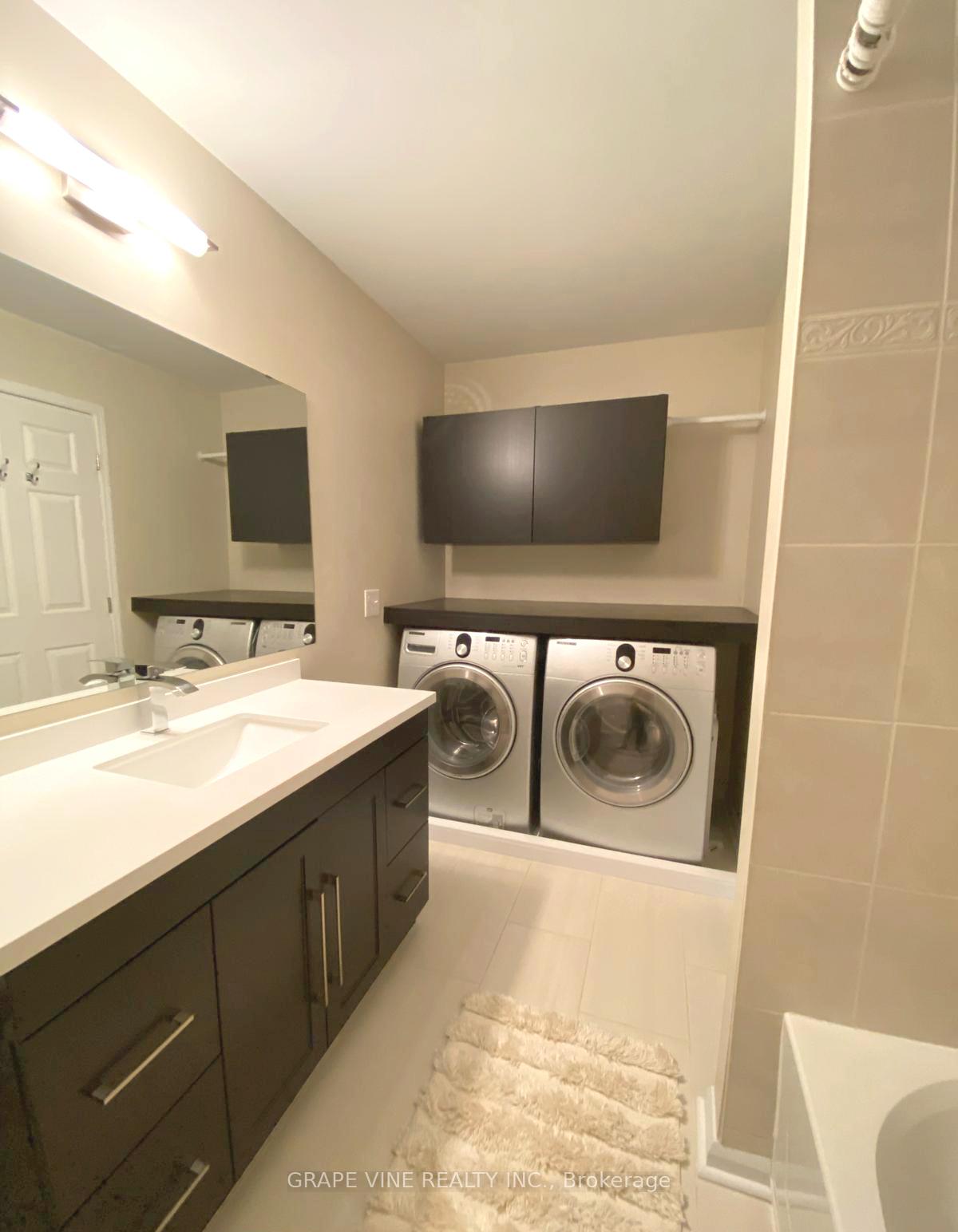 Photo 19 of 224 Arrita Street, Ottawa, Kanata - Emerald Meadows/Trailwest — HOMEH