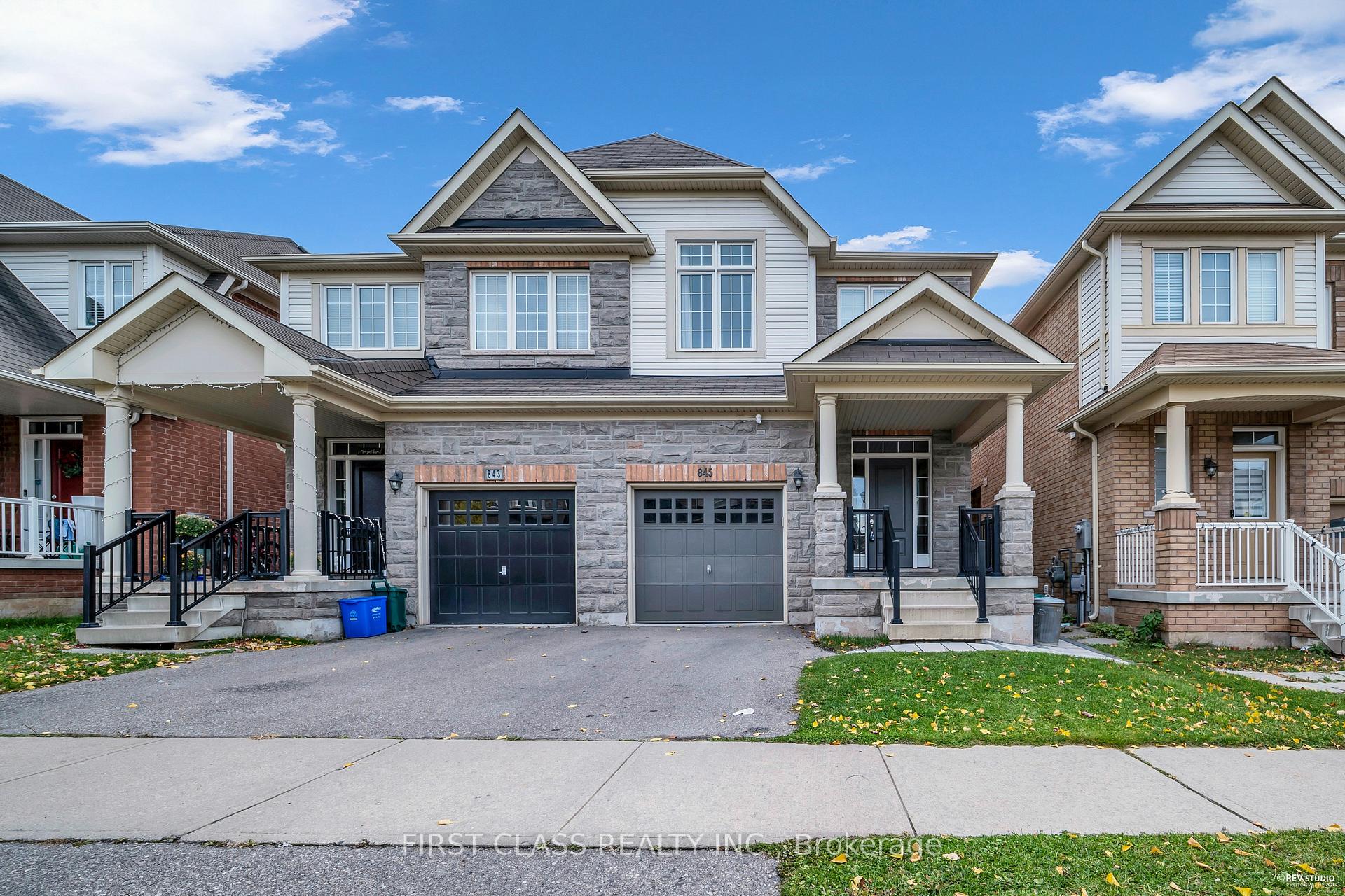 Photo 2 of 845 Miltonbrook Crescent, Milton, Willmott — HOMEH
