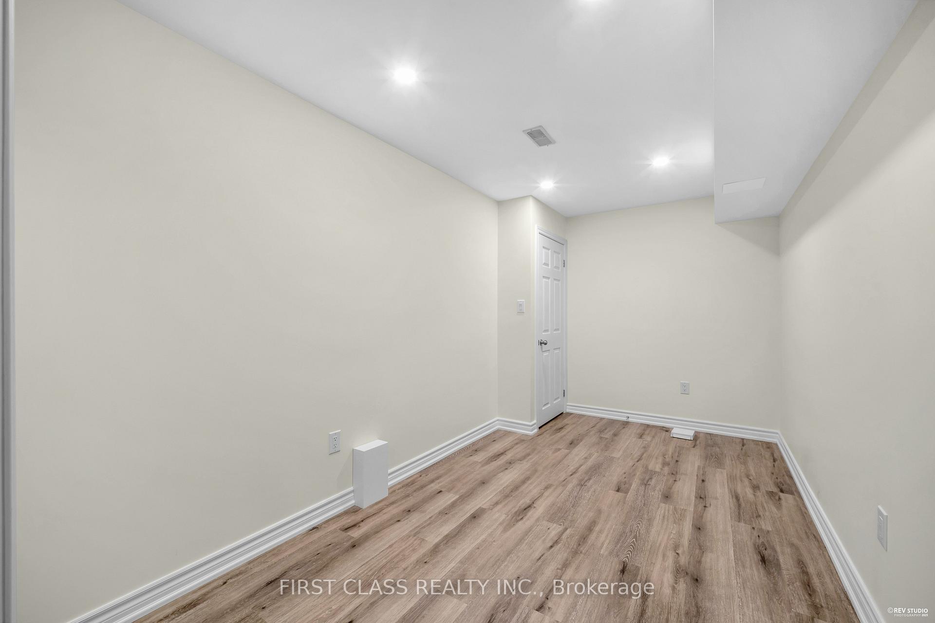 Photo 40 of 845 Miltonbrook Crescent, Milton, Willmott — HOMEH