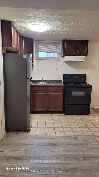 Photo 1 of Unit Bsmt Unit A, 74 Clark Avenue, Markham, Thornhill — HOMEH