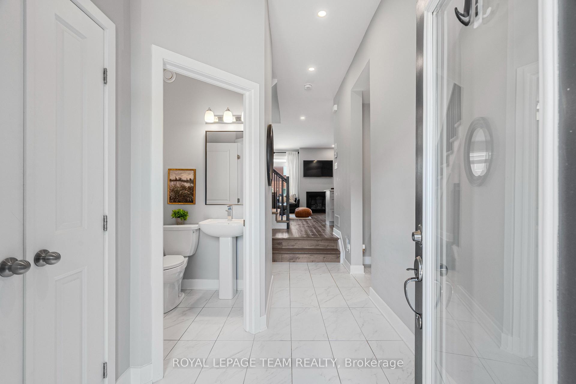Photo 5 of 708 Twist Way, Ottawa, Kanata - Emerald Meadows/Trailwest — HOMEH