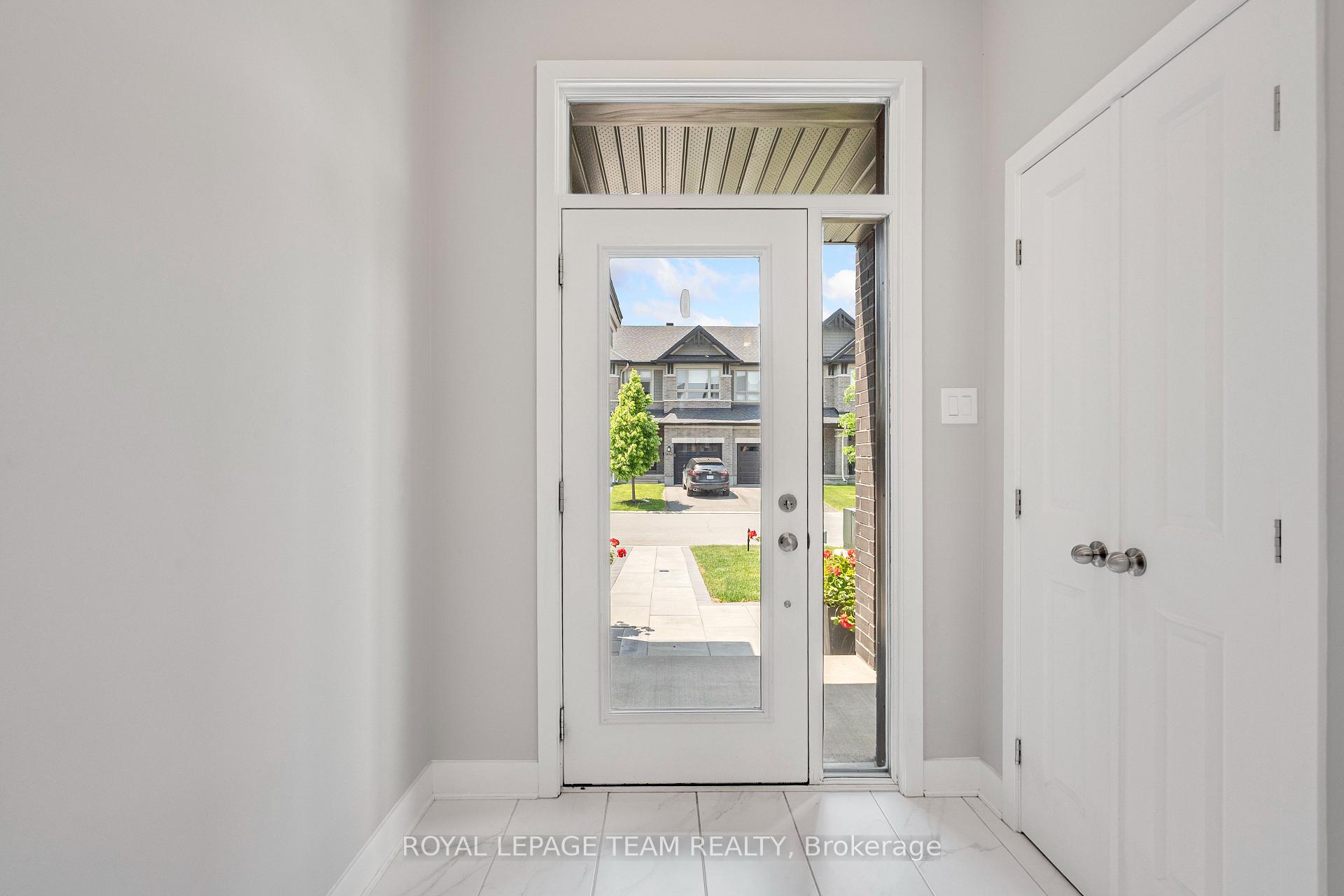 Photo 7 of 708 Twist Way, Ottawa, Kanata - Emerald Meadows/Trailwest — HOMEH