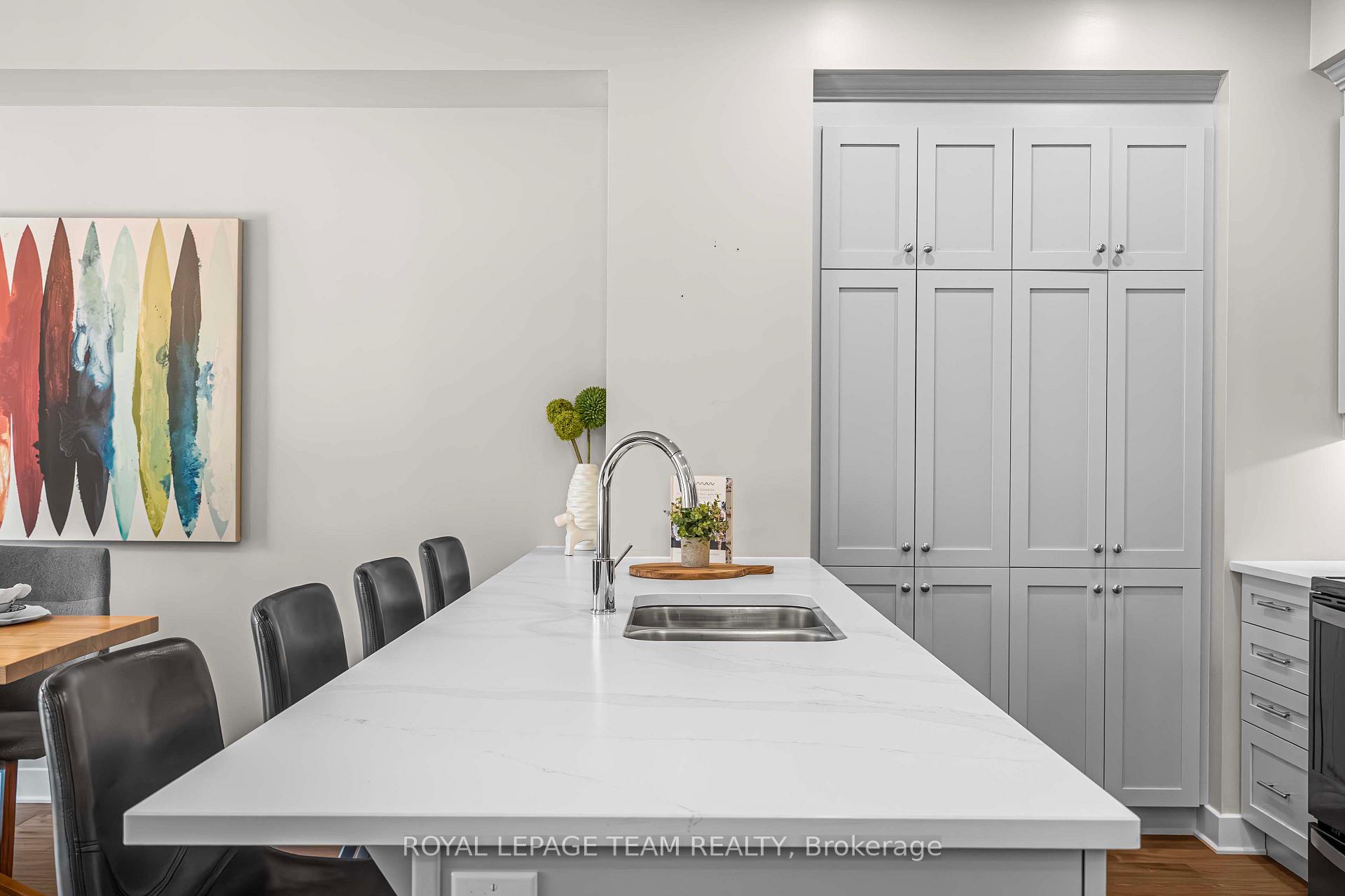 Photo 11 of 708 Twist Way, Ottawa, Kanata - Emerald Meadows/Trailwest — HOMEH