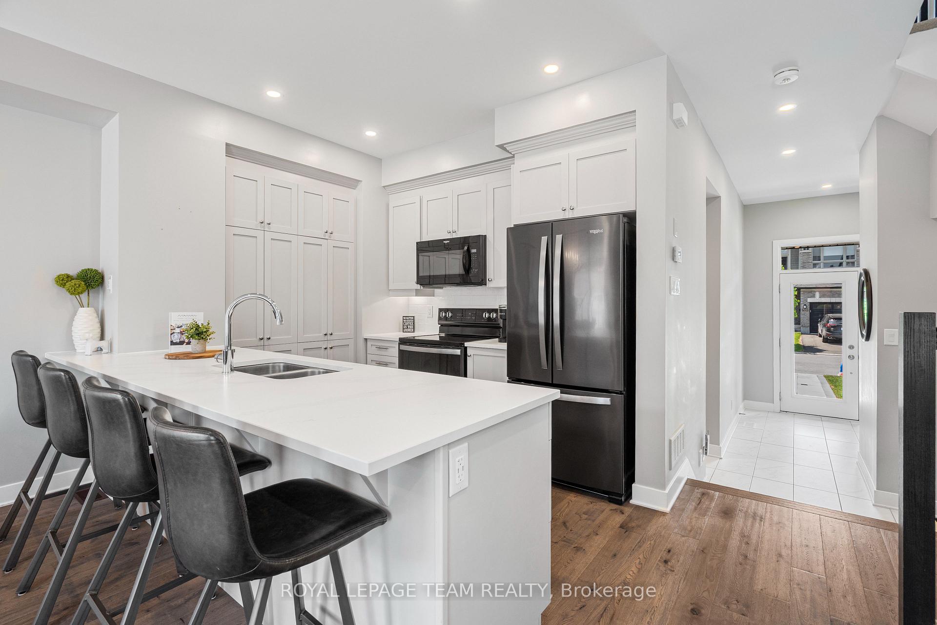 Photo 13 of 708 Twist Way, Ottawa, Kanata - Emerald Meadows/Trailwest — HOMEH