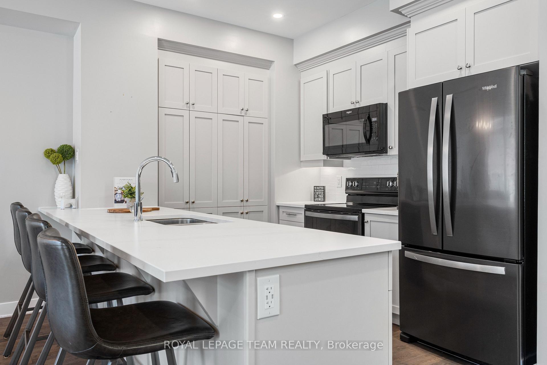 Photo 14 of 708 Twist Way, Ottawa, Kanata - Emerald Meadows/Trailwest — HOMEH