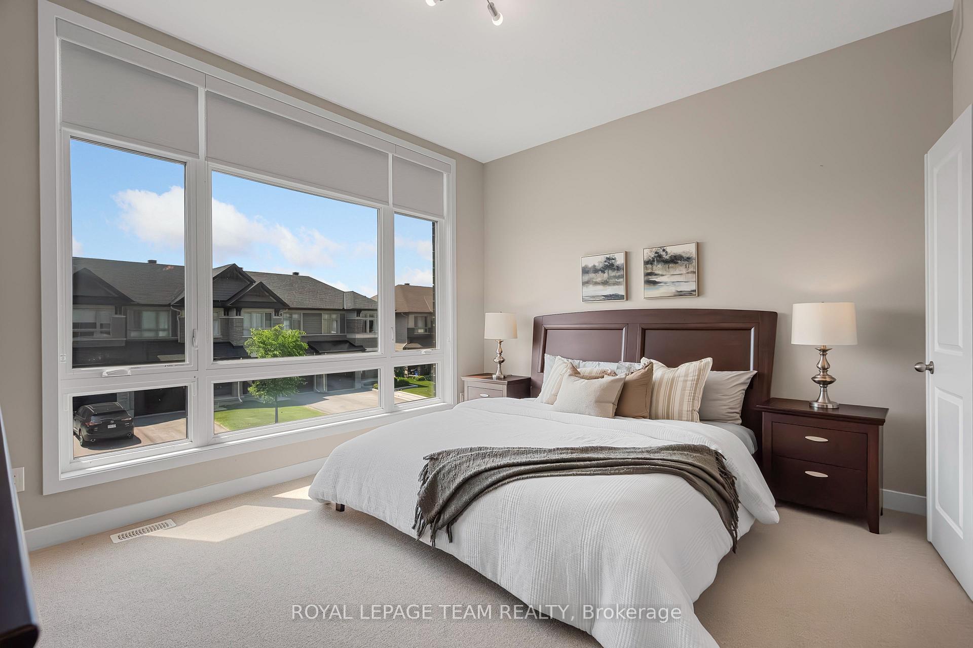 Photo 33 of 708 Twist Way, Ottawa, Kanata - Emerald Meadows/Trailwest — HOMEH