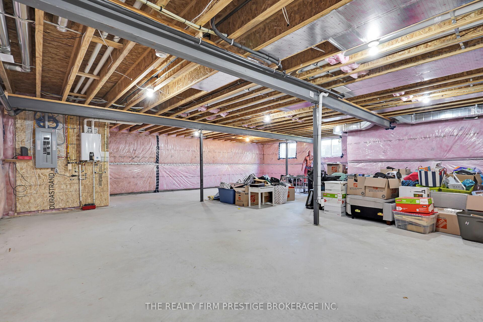 Photo 40 of 97 Simcoe Avenue, Middlesex Centre, Komoka — HOMEH