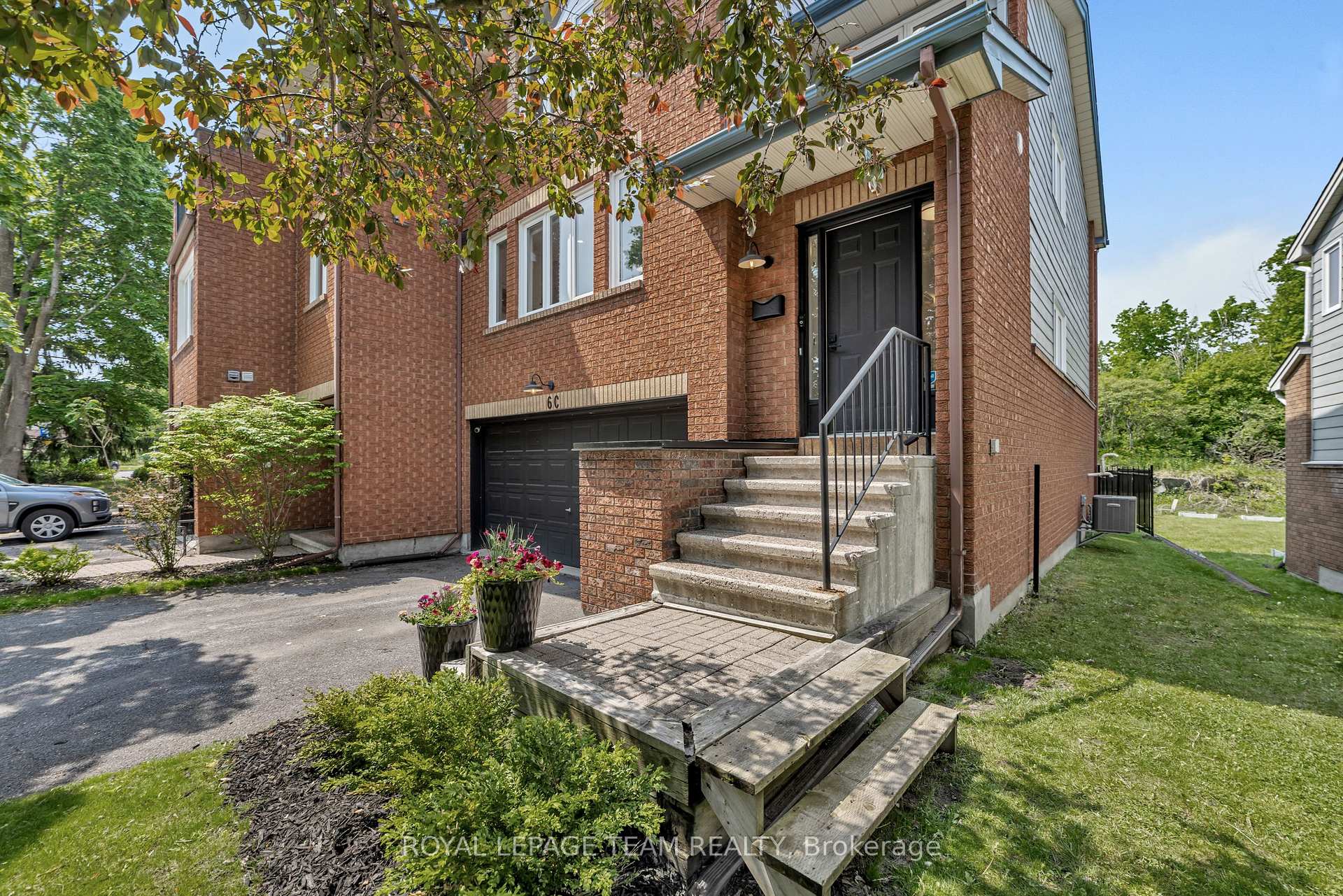 Photo 2 of 6C Weslock Way, Ottawa, Kanata - Kanata Lakes/Heritage Hills — HOMEH