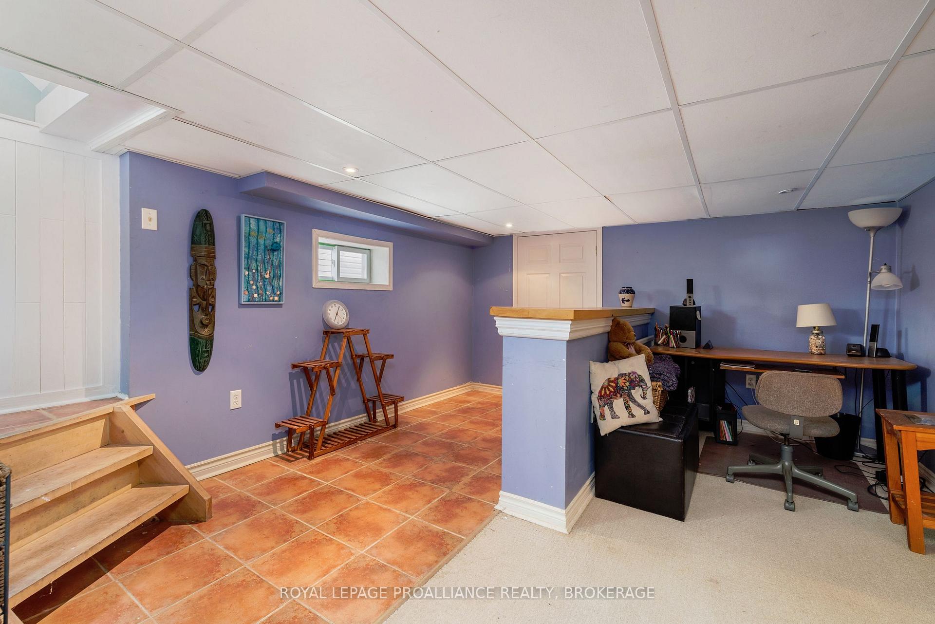 Photo 36 of 197 Pine Street, Kingston, East of Sir John A. Blvd — HOMEH