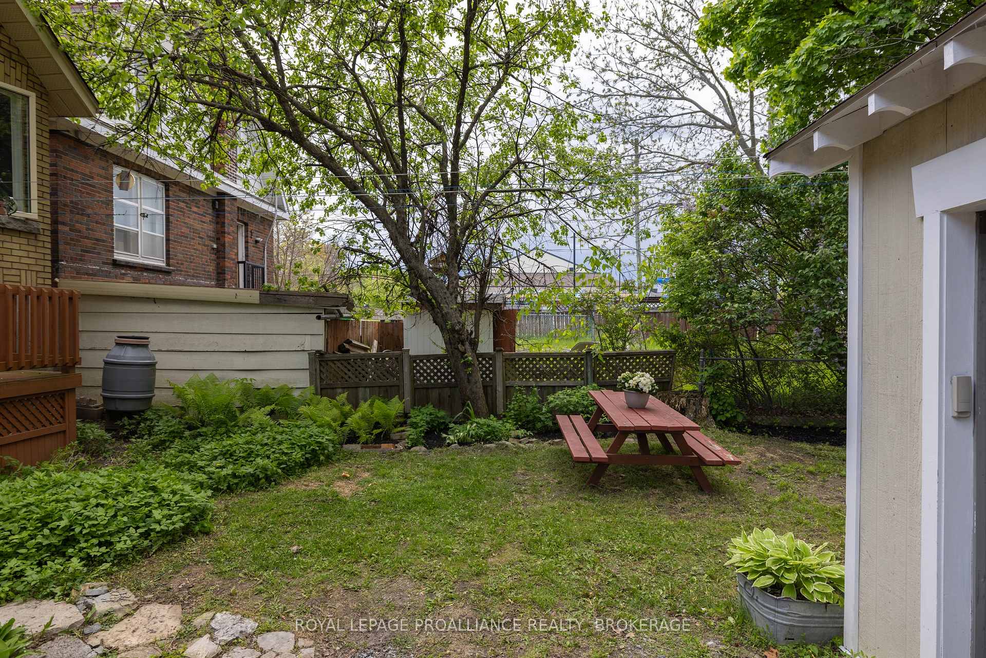 Photo 39 of 197 Pine Street, Kingston, East of Sir John A. Blvd — HOMEH