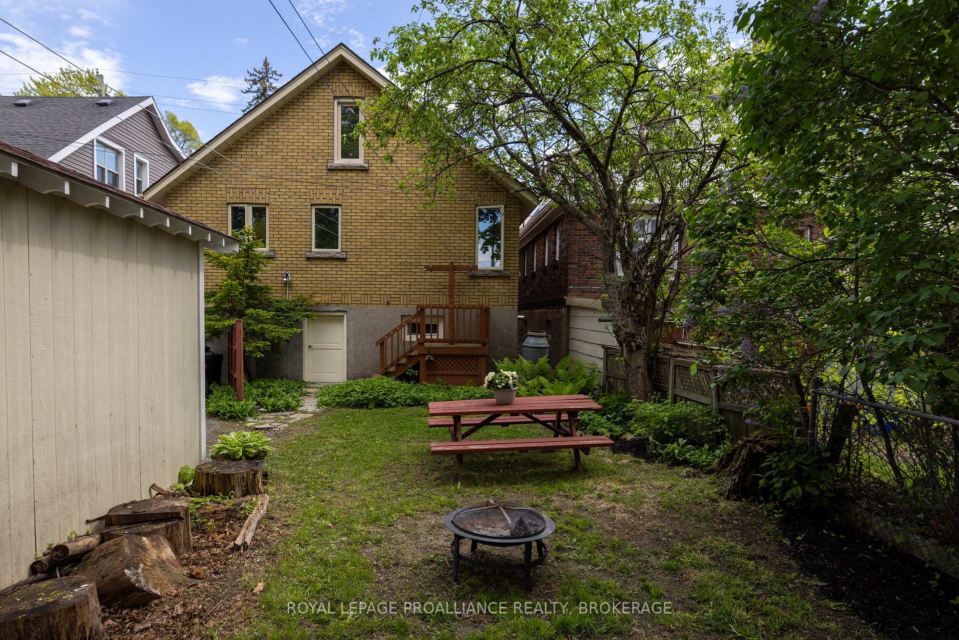 Photo 40 of 197 Pine Street, Kingston, East of Sir John A. Blvd — HOMEH