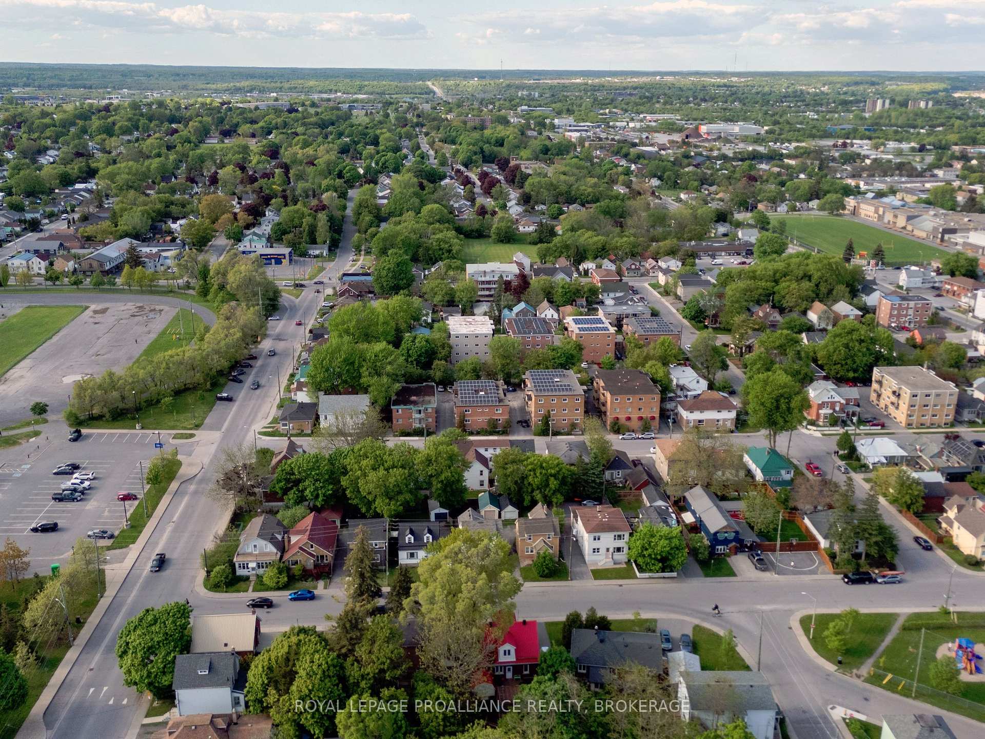 Photo 42 of 197 Pine Street, Kingston, East of Sir John A. Blvd — HOMEH