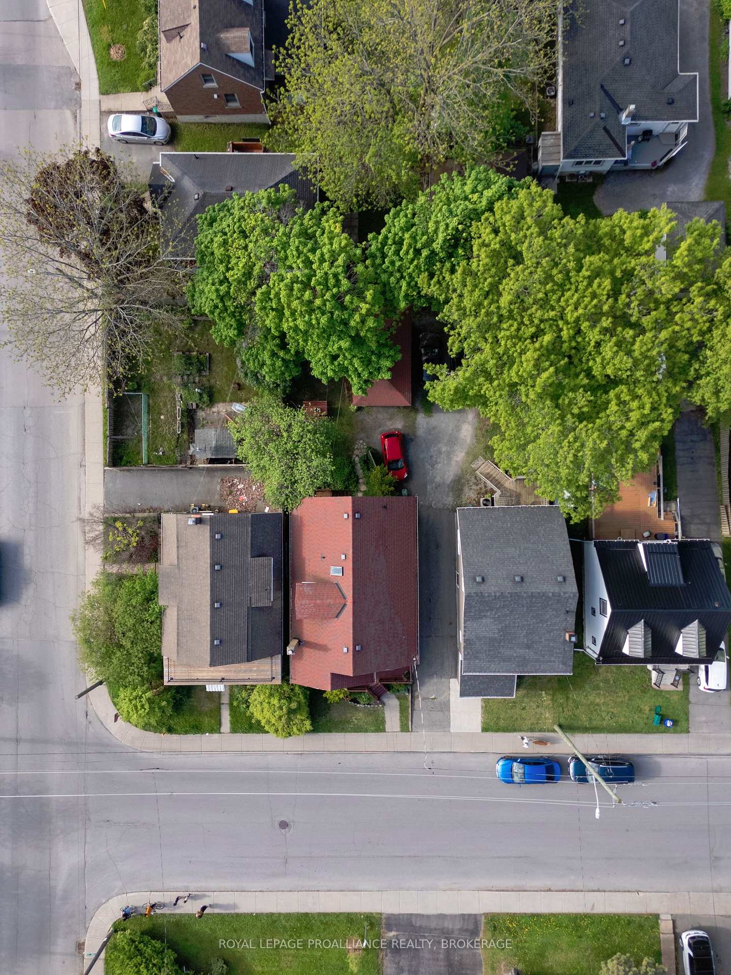 Photo 43 of 197 Pine Street, Kingston, East of Sir John A. Blvd — HOMEH