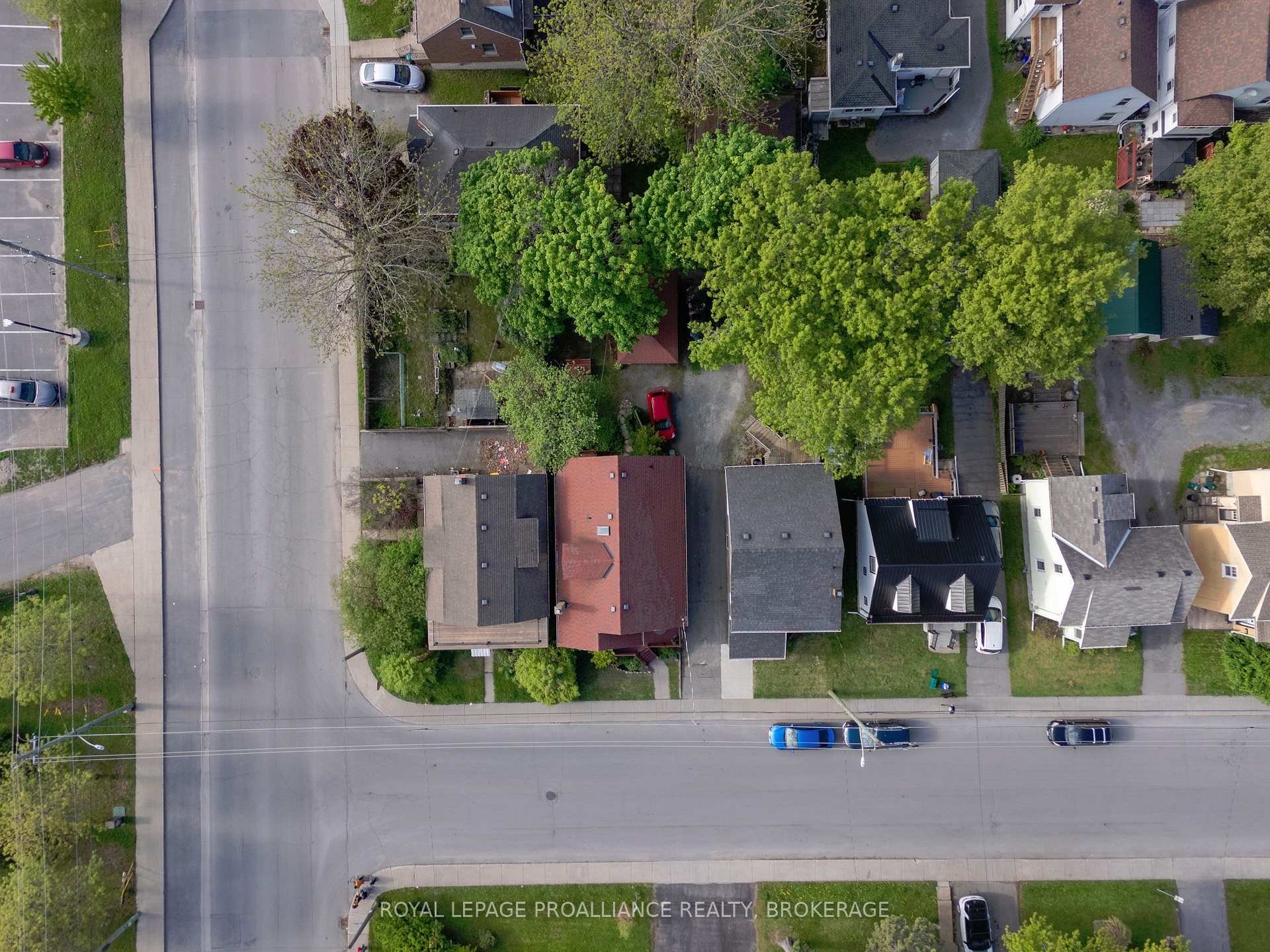 Photo 44 of 197 Pine Street, Kingston, East of Sir John A. Blvd — HOMEH