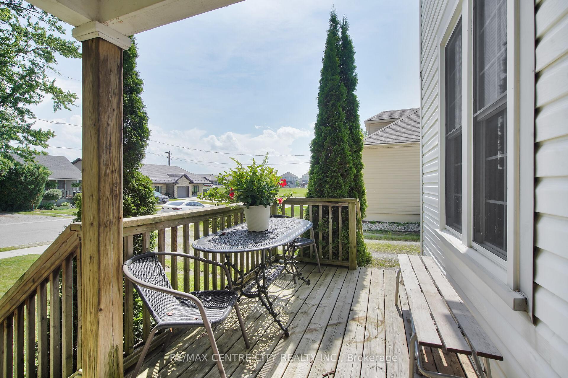 Photo 3 of 306 George Street, Middlesex Centre, Ilderton — HOMEH