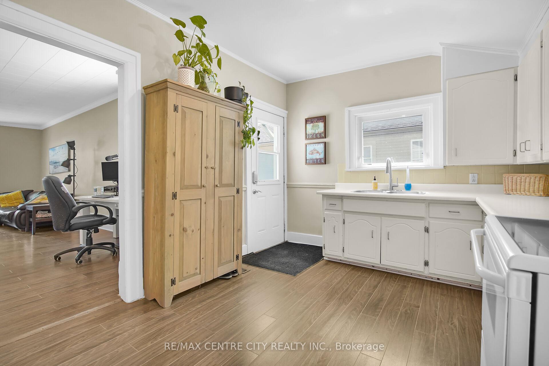 Photo 12 of 306 George Street, Middlesex Centre, Ilderton — HOMEH
