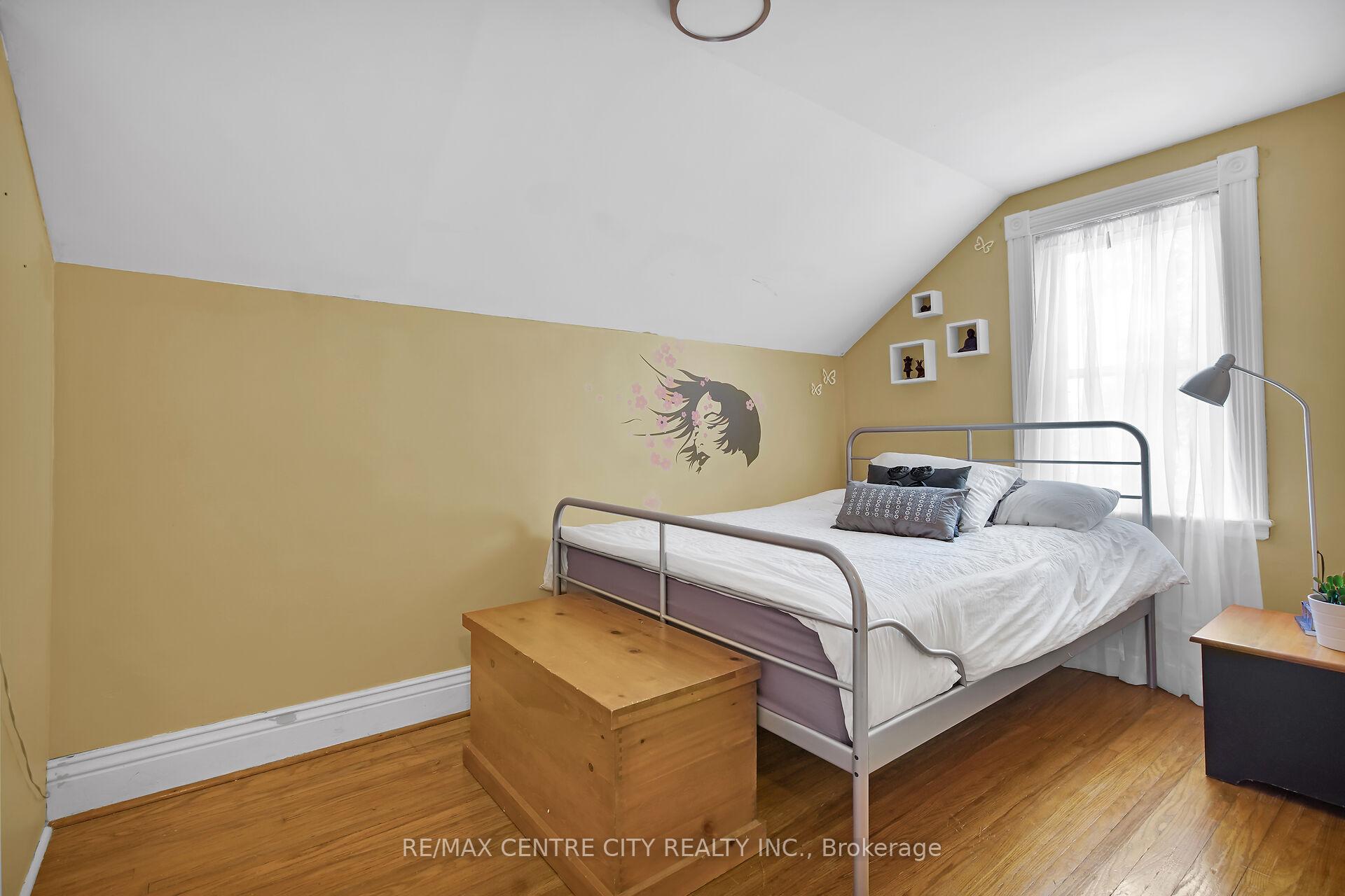 Photo 21 of 306 George Street, Middlesex Centre, Ilderton — HOMEH