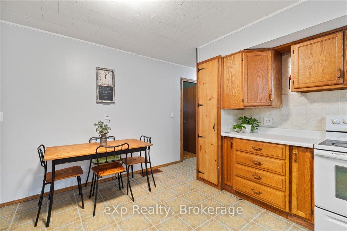 Photo 4 of 16 Geddes Street, Minto — HOMEH