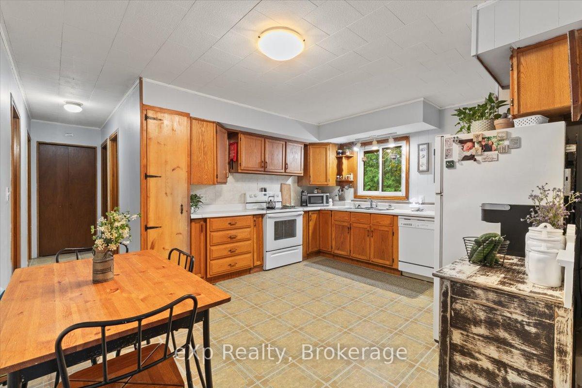 Photo 5 of 16 Geddes Street, Minto — HOMEH