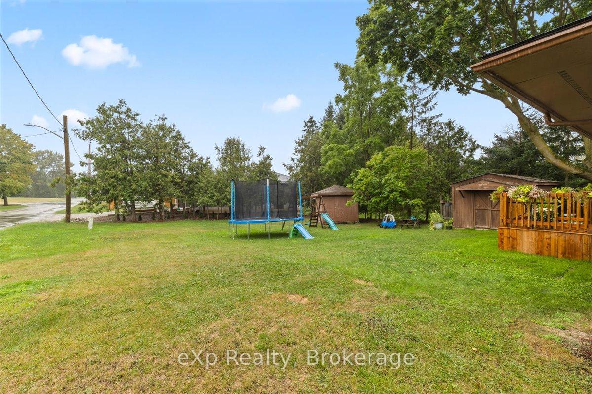 Photo 17 of 16 Geddes Street, Minto — HOMEH
