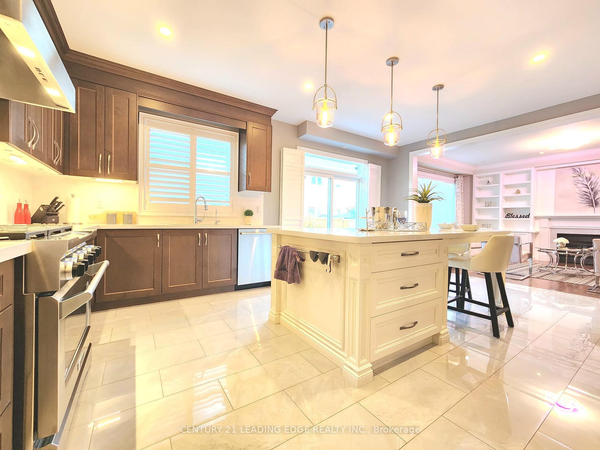 Photo 12 of 89 Greenspire Avenue, Markham, Wismer — HOMEH