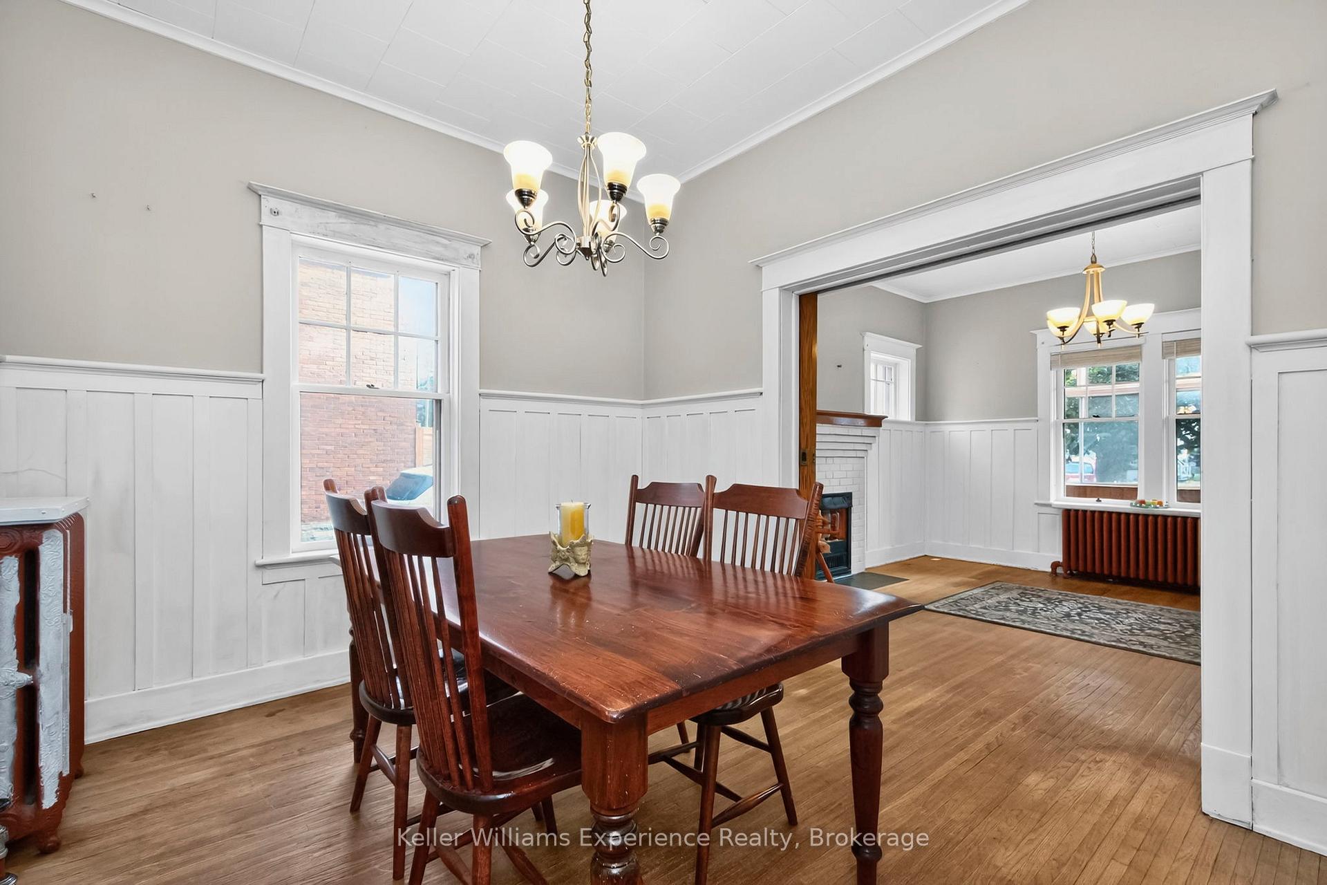 Photo 6 of 406 Dominion Avenue, Midland — HOMEH