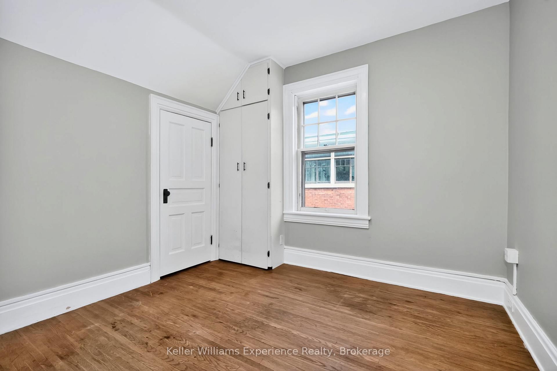 Photo 12 of 406 Dominion Avenue, Midland — HOMEH
