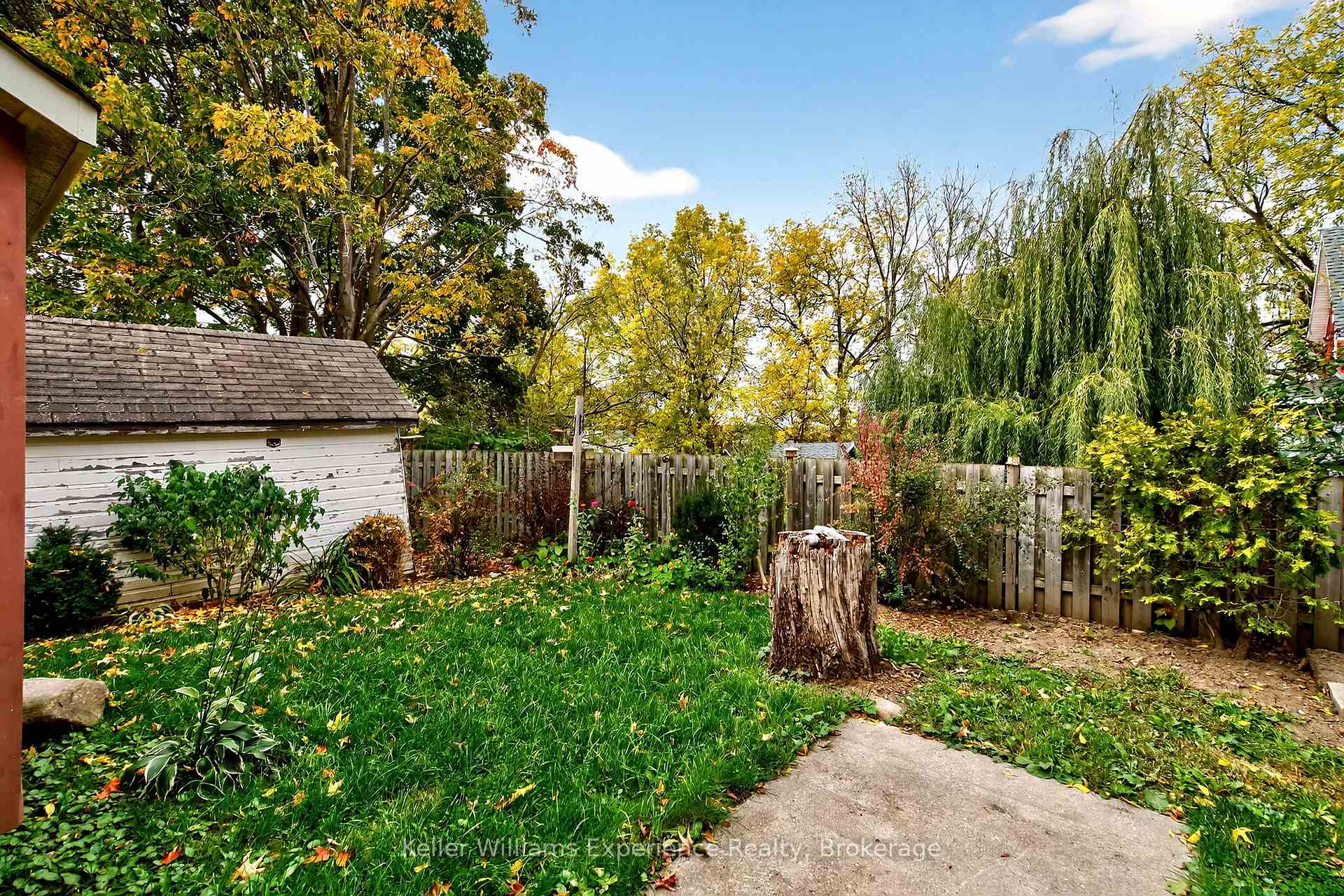 Photo 23 of 406 Dominion Avenue, Midland — HOMEH
