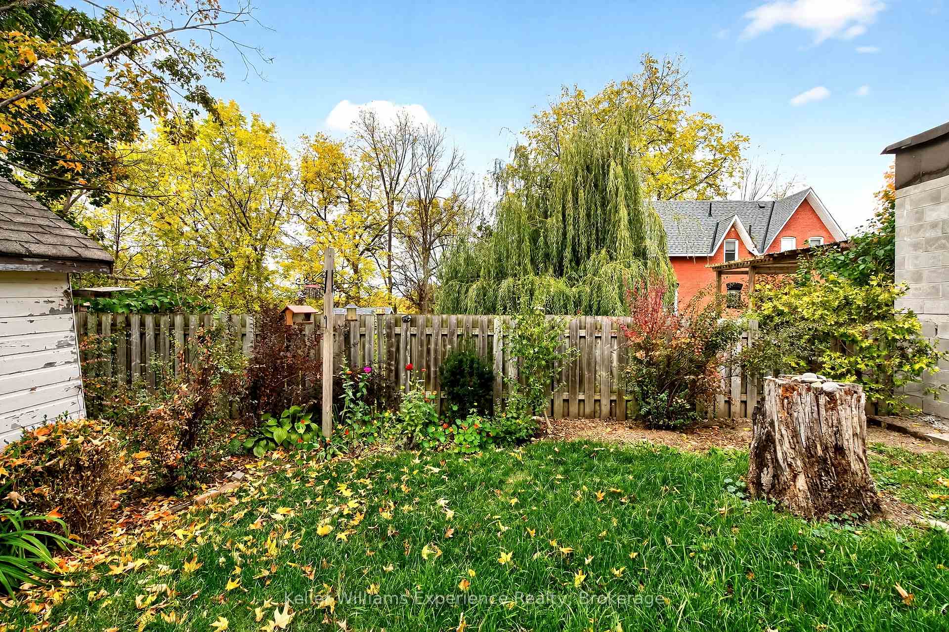 Photo 25 of 406 Dominion Avenue, Midland — HOMEH