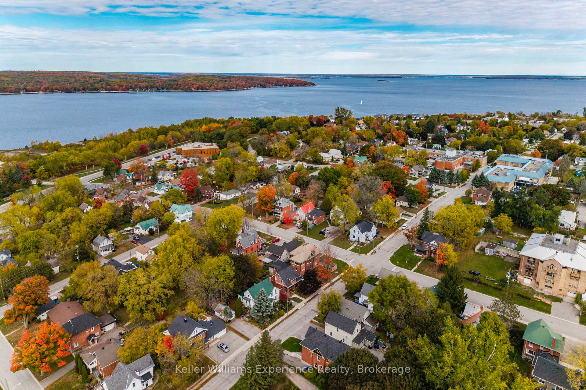 Photo 30 of 406 Dominion Avenue, Midland — HOMEH