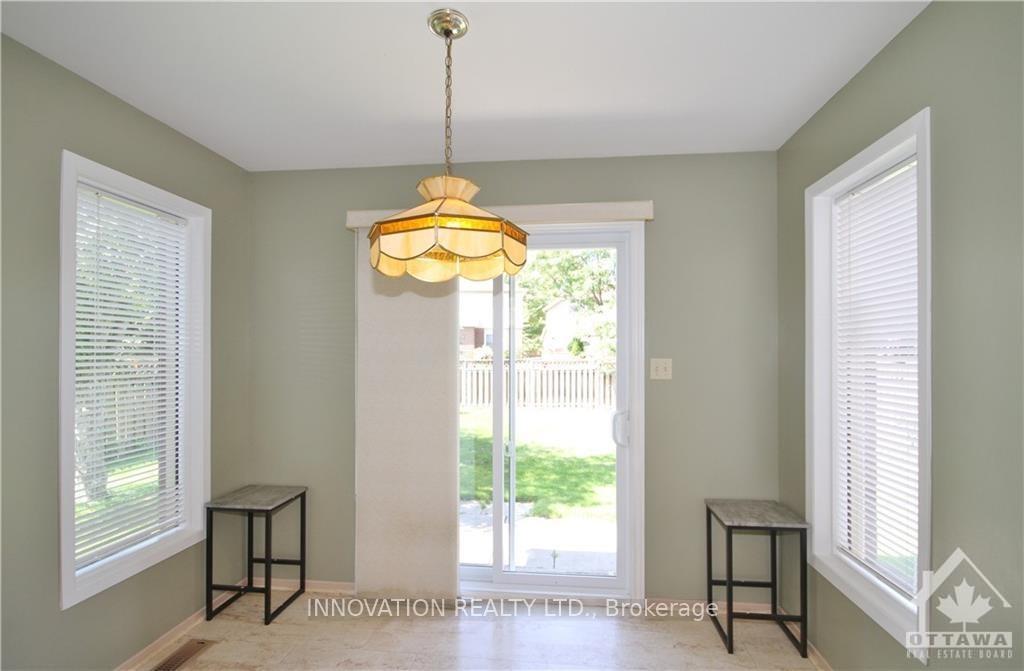 Photo 22 of 11 Tanner Crescent, Ottawa, Kanata - Kanata Lakes/Heritage Hills — HOMEH