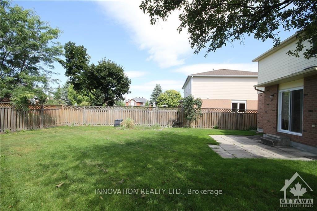 Photo 27 of 11 Tanner Crescent, Ottawa, Kanata - Kanata Lakes/Heritage Hills — HOMEH