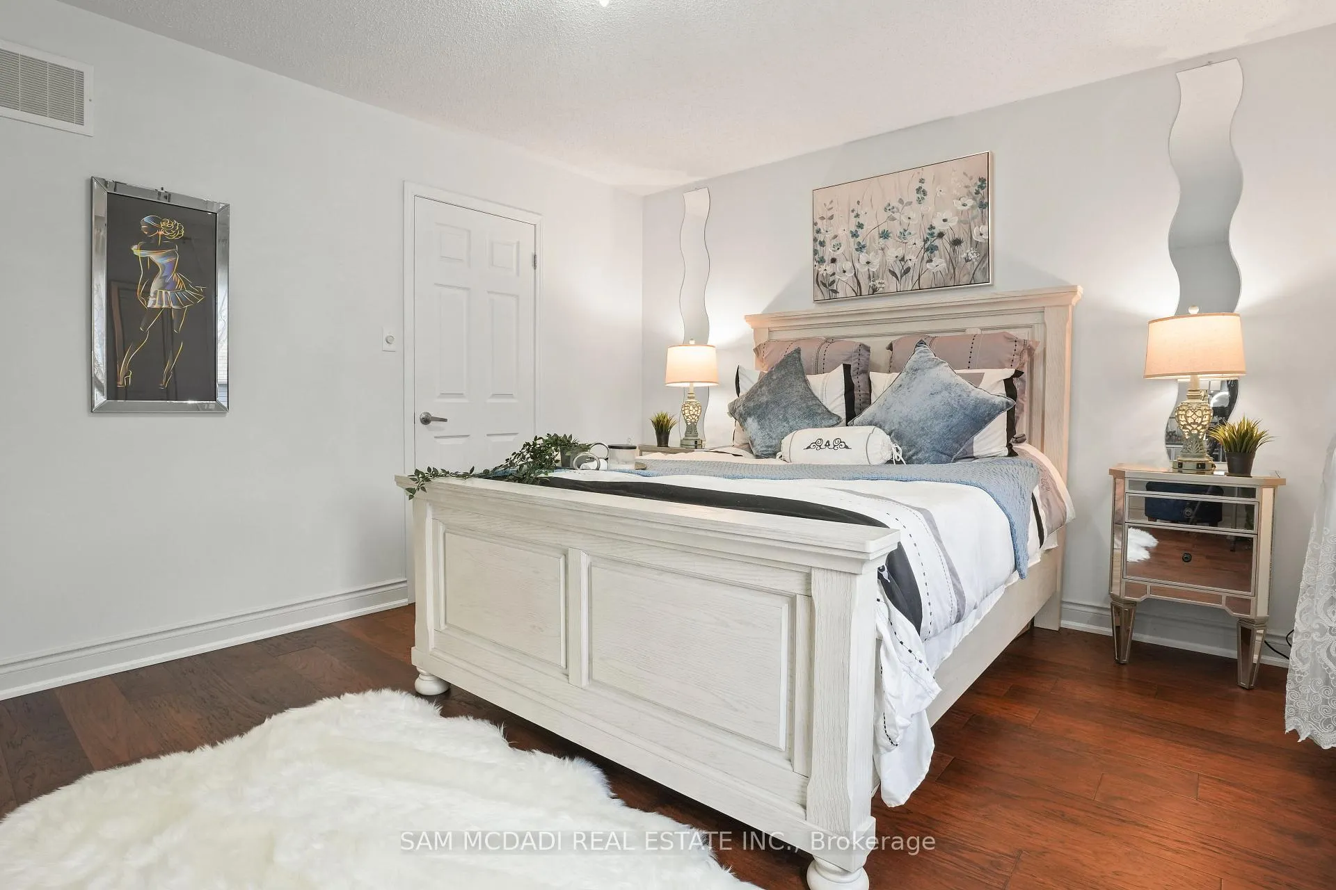 Photo 18 of 216 Ruhl Drive, Milton, Willmott — HOMEH