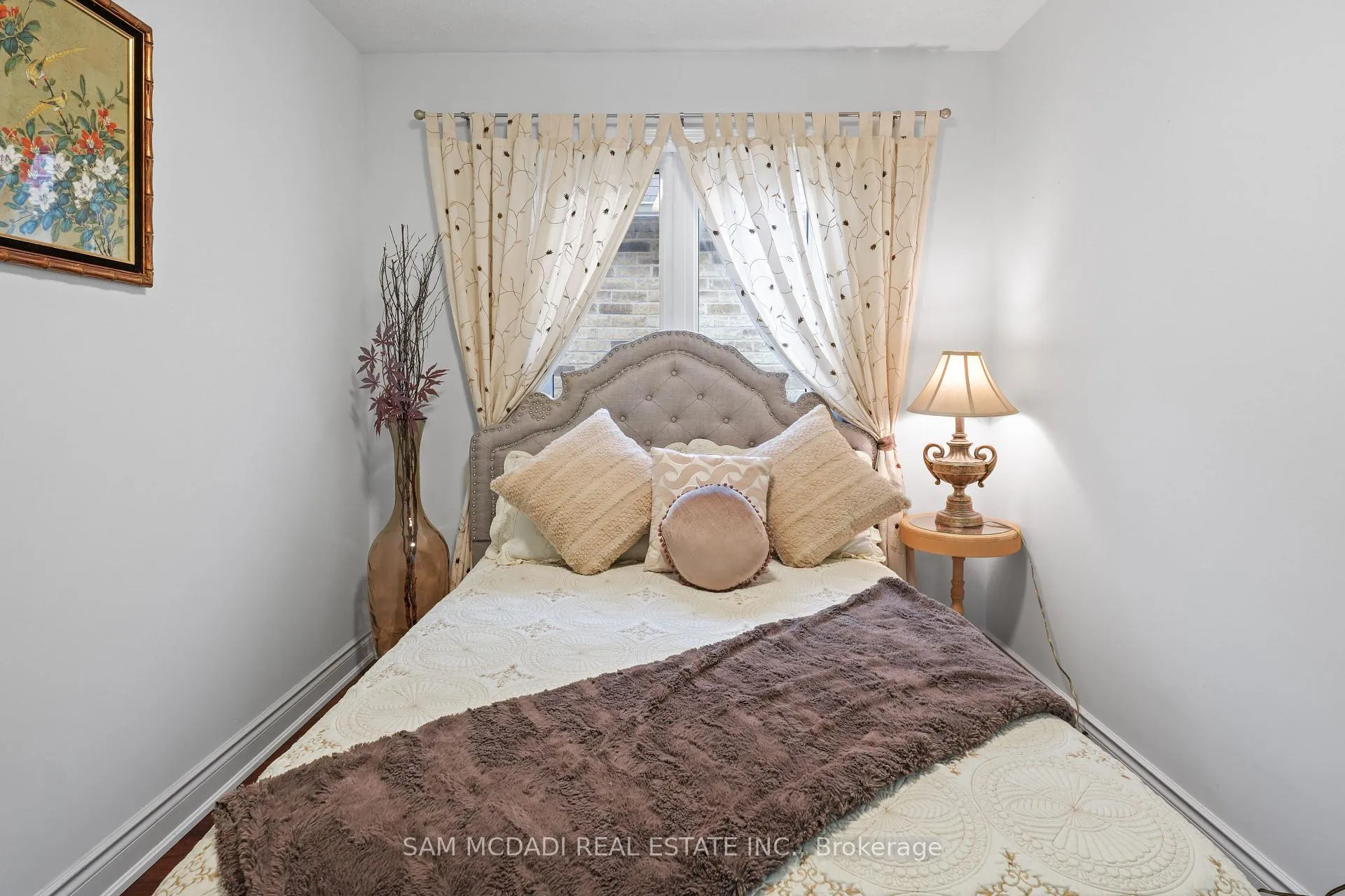 Photo 29 of 216 Ruhl Drive, Milton, Willmott — HOMEH