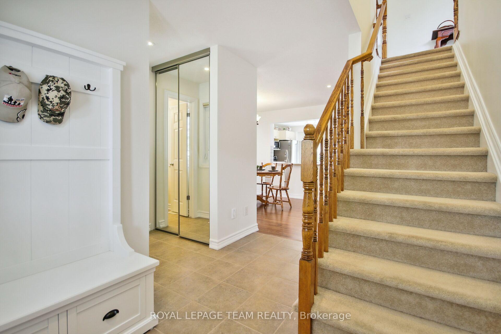 Photo 9 of 408 Abbeydale Circle, Ottawa, Kanata - Morgan's Grant/South March — HOMEH