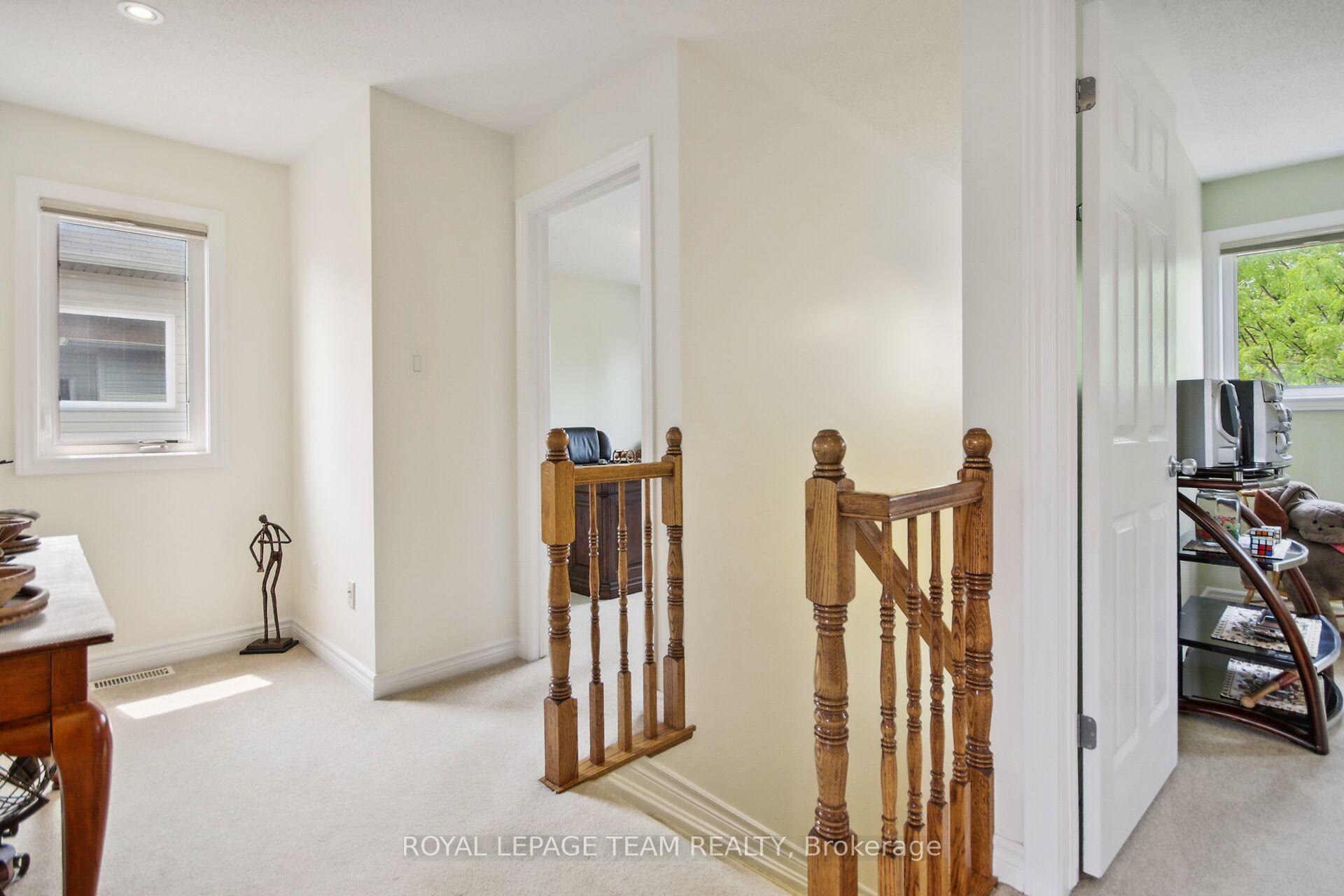 Photo 27 of 408 Abbeydale Circle, Ottawa, Kanata - Morgan's Grant/South March — HOMEH