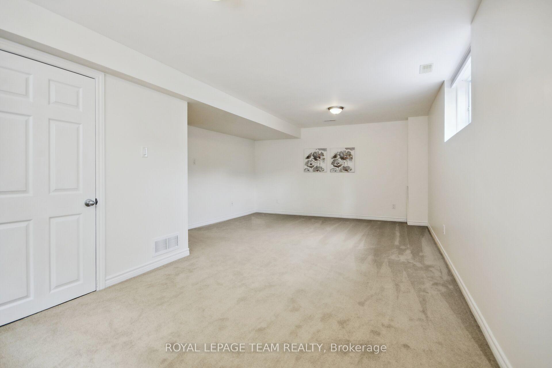 Photo 30 of 408 Abbeydale Circle, Ottawa, Kanata - Morgan's Grant/South March — HOMEH