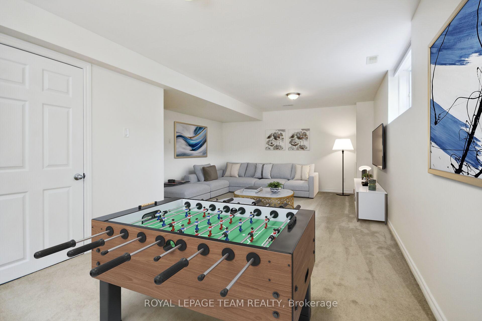 Photo 31 of 408 Abbeydale Circle, Ottawa, Kanata - Morgan's Grant/South March — HOMEH