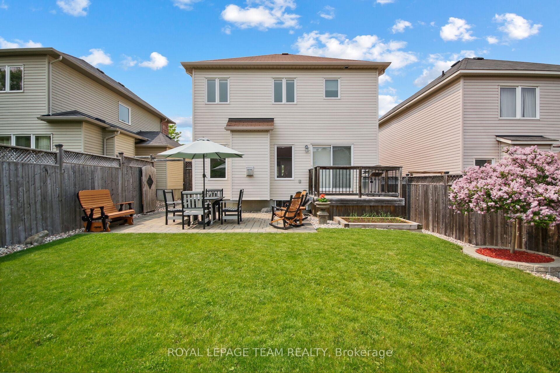 Photo 34 of 408 Abbeydale Circle, Ottawa, Kanata - Morgan's Grant/South March — HOMEH