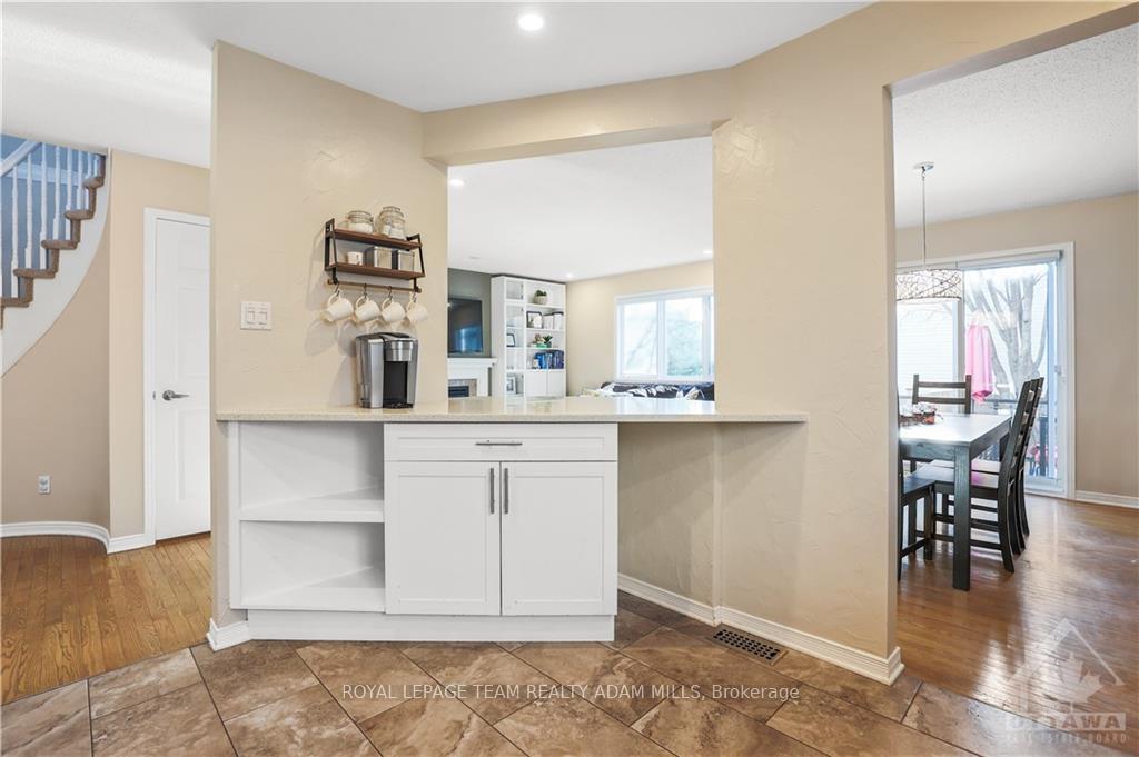 Photo 13 of 58 Yoho Drive, Ottawa, Kanata - Bridlewood — HOMEH