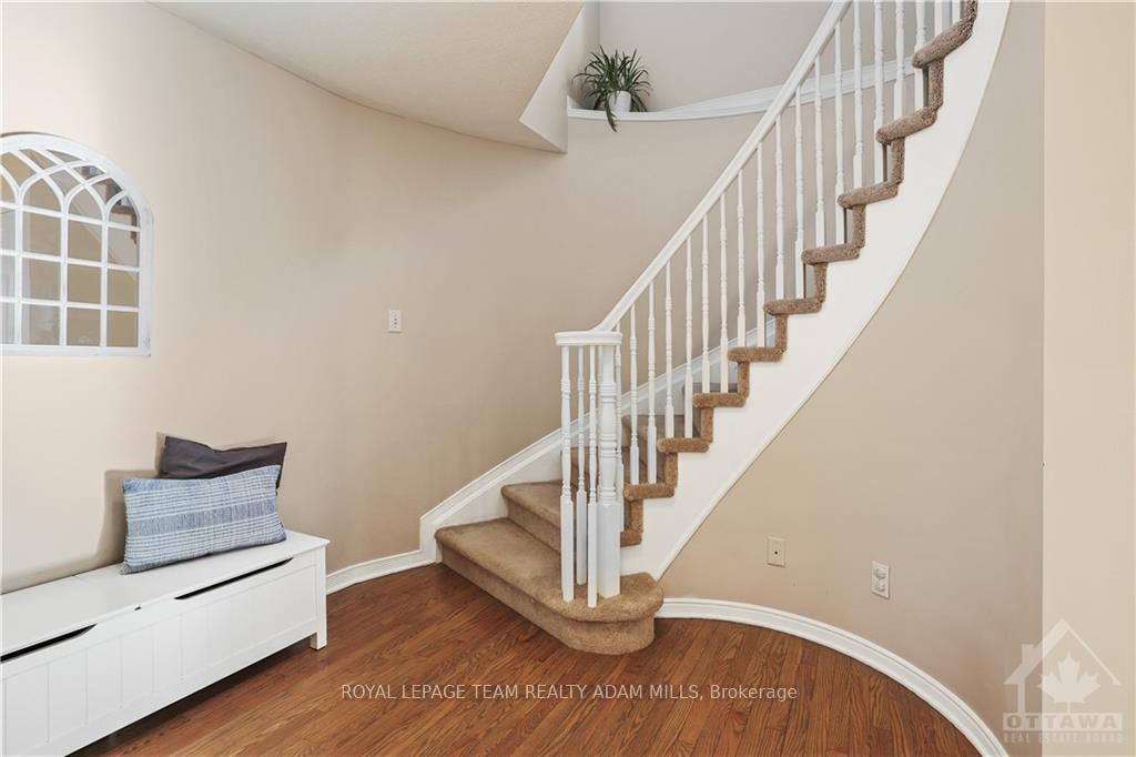 Photo 14 of 58 Yoho Drive, Ottawa, Kanata - Bridlewood — HOMEH