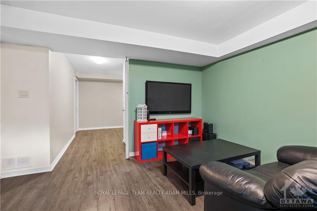 Photo 23 of 58 Yoho Drive, Ottawa, Kanata - Bridlewood — HOMEH