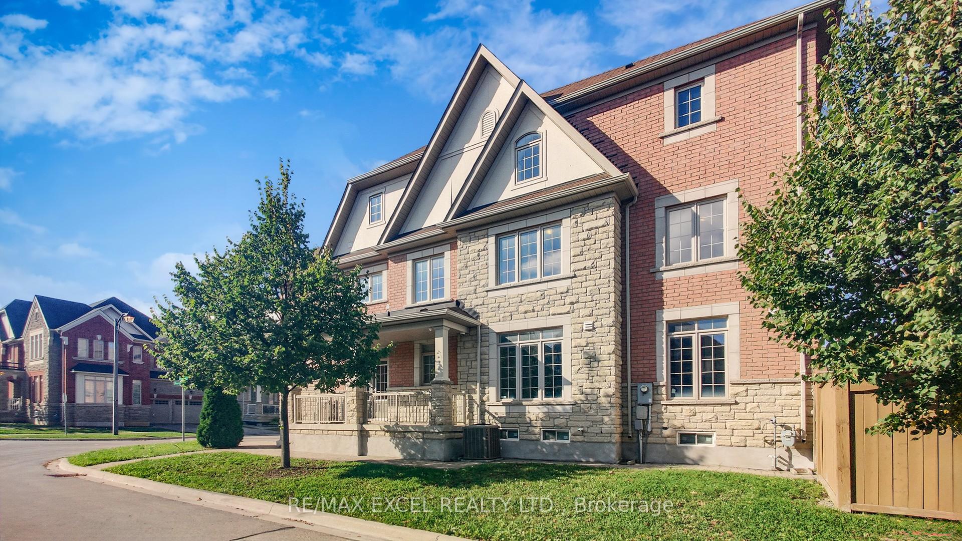 Photo 2 of 103 Living Crescent, Markham, Victoria Square — HOMEH