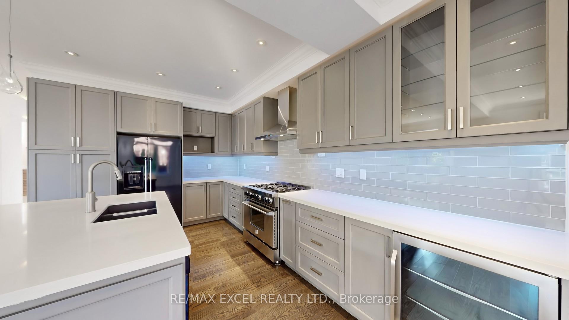 Photo 12 of 103 Living Crescent, Markham, Victoria Square — HOMEH