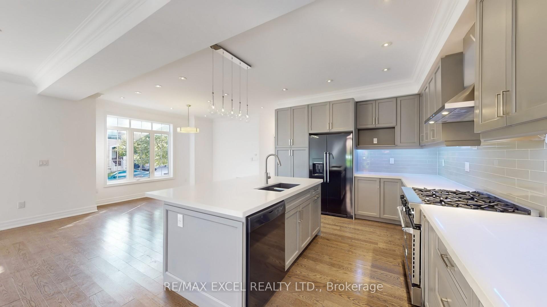 Photo 14 of 103 Living Crescent, Markham, Victoria Square — HOMEH