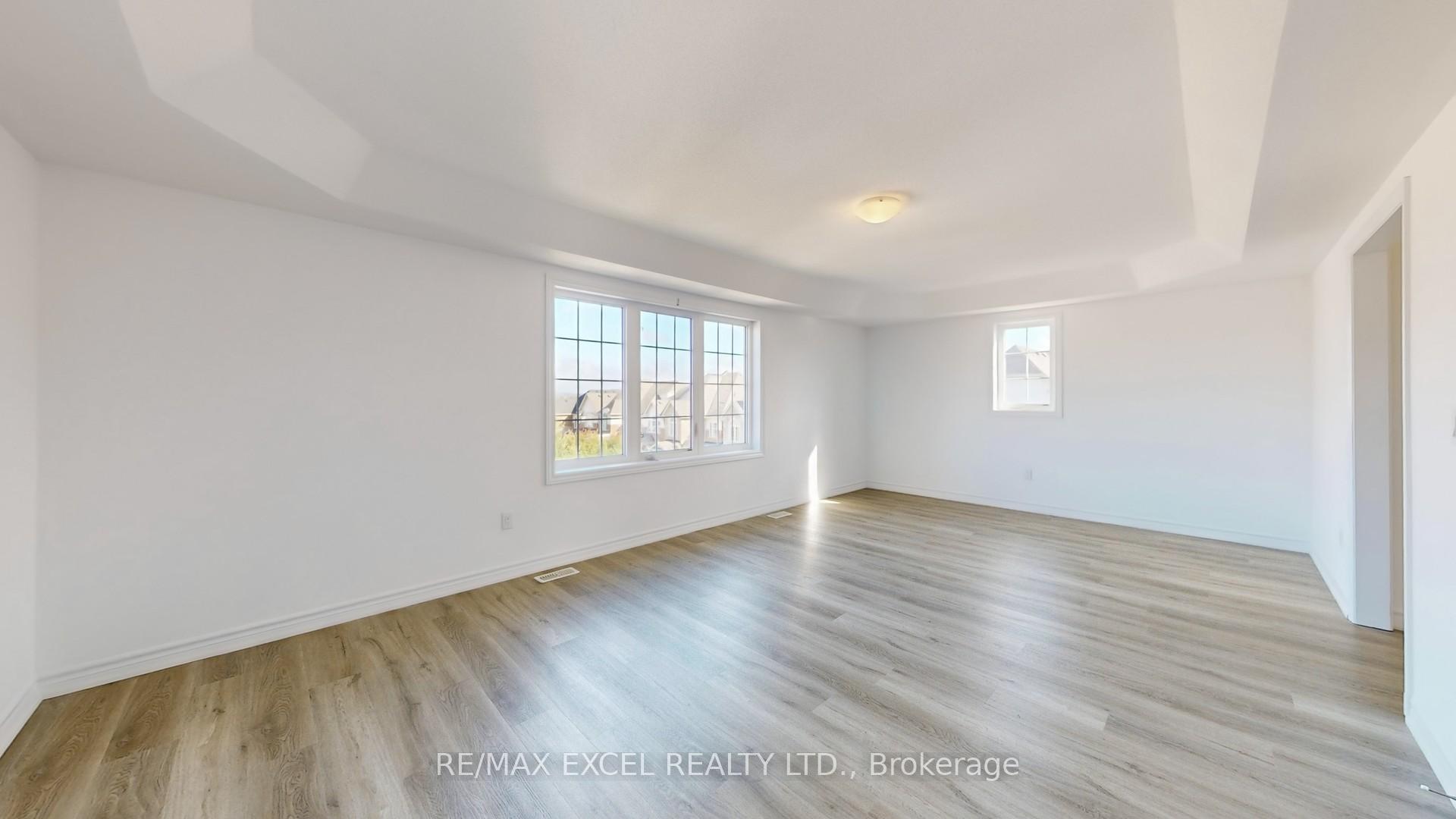 Photo 20 of 103 Living Crescent, Markham, Victoria Square — HOMEH