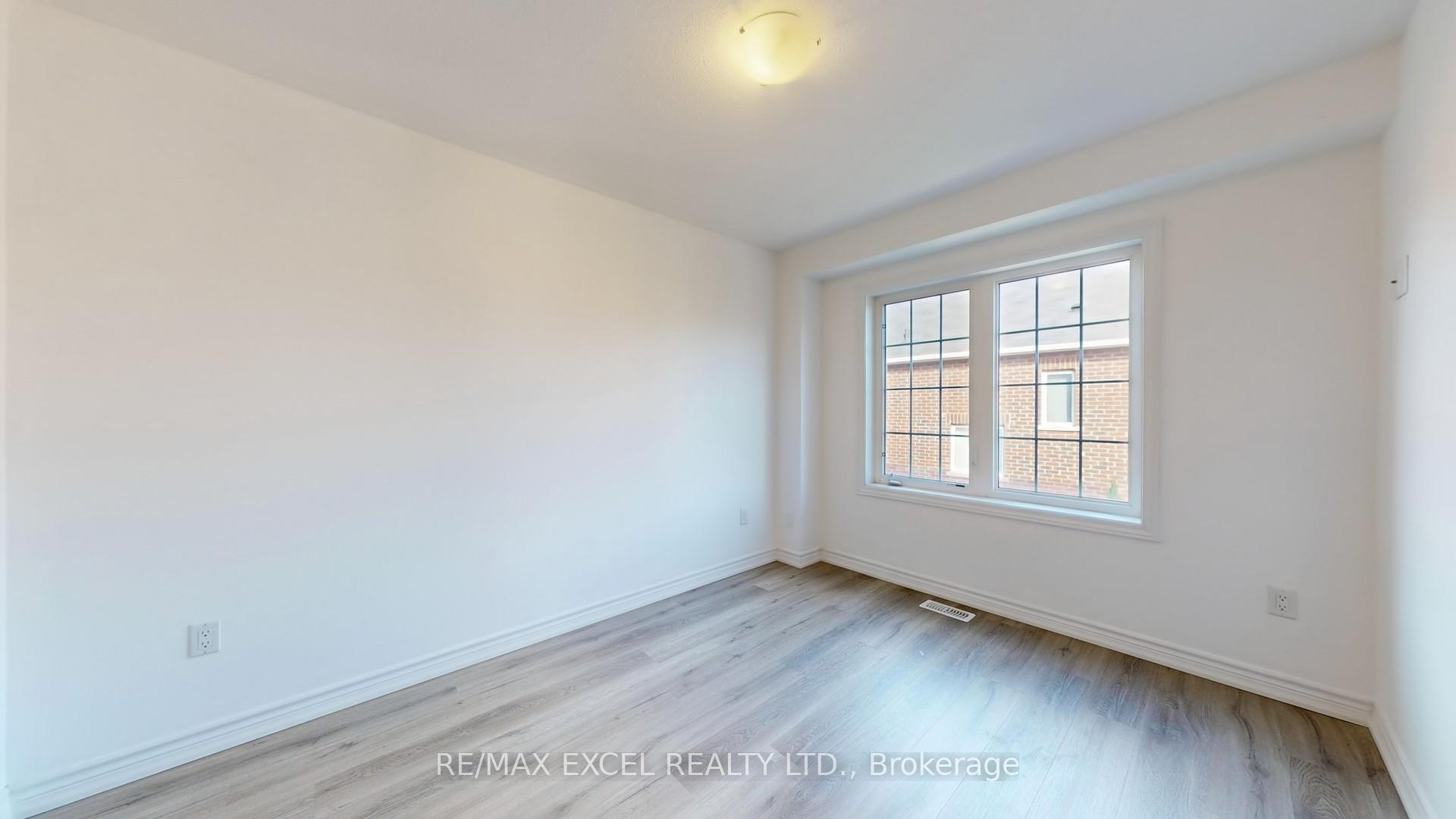 Photo 22 of 103 Living Crescent, Markham, Victoria Square — HOMEH